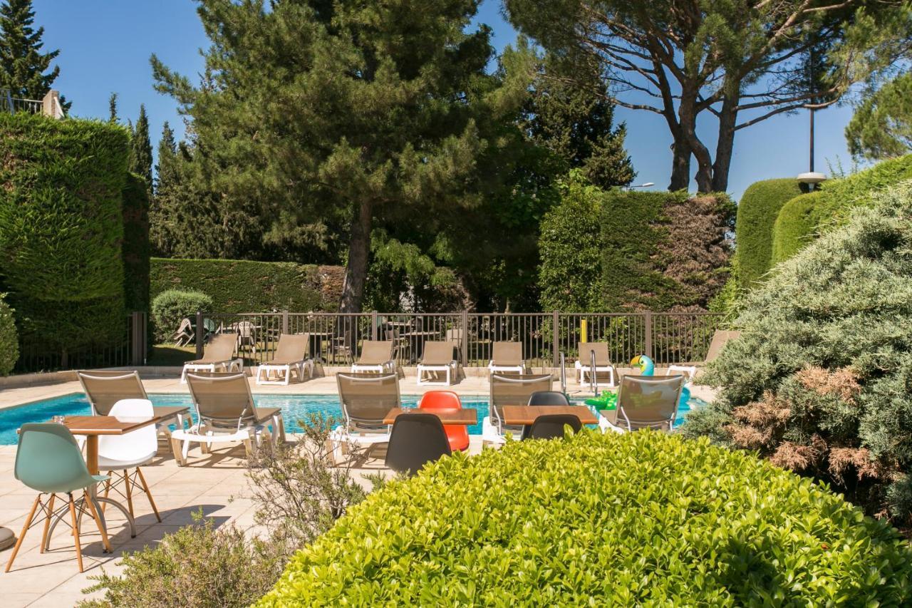 Ibis Avignon Sud Hotel Luaran gambar