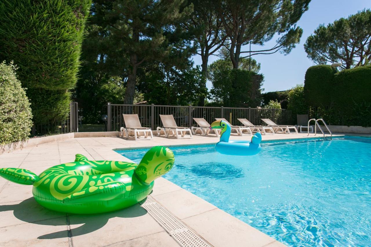 Ibis Avignon Sud Hotel Luaran gambar