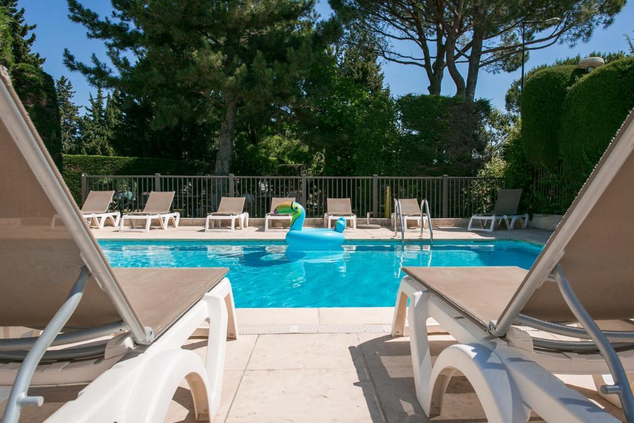 Ibis Avignon Sud Hotel Luaran gambar